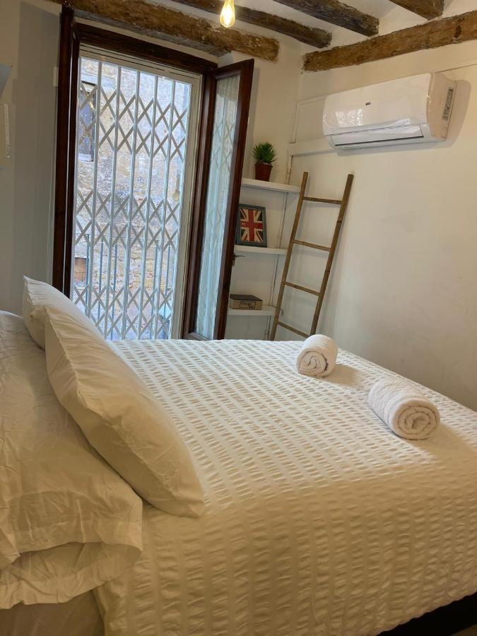 La Curiosa Del Casc Antic Apartment Тарагона Екстериор снимка